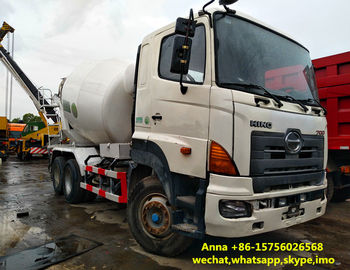 Truk Mixer Semen Bekas Asli Jepang 8375 * 2496 * 3950 Mm Disetujui SGS pemasok